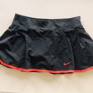 Nike Tennis Run Skort